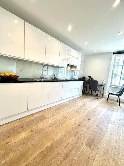 Charming 3 Bed Luxury Flat In Appartamento *